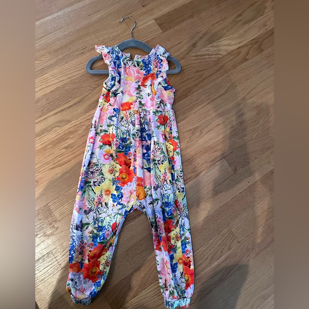 Molo size 98 jumpsuit (with snap)
